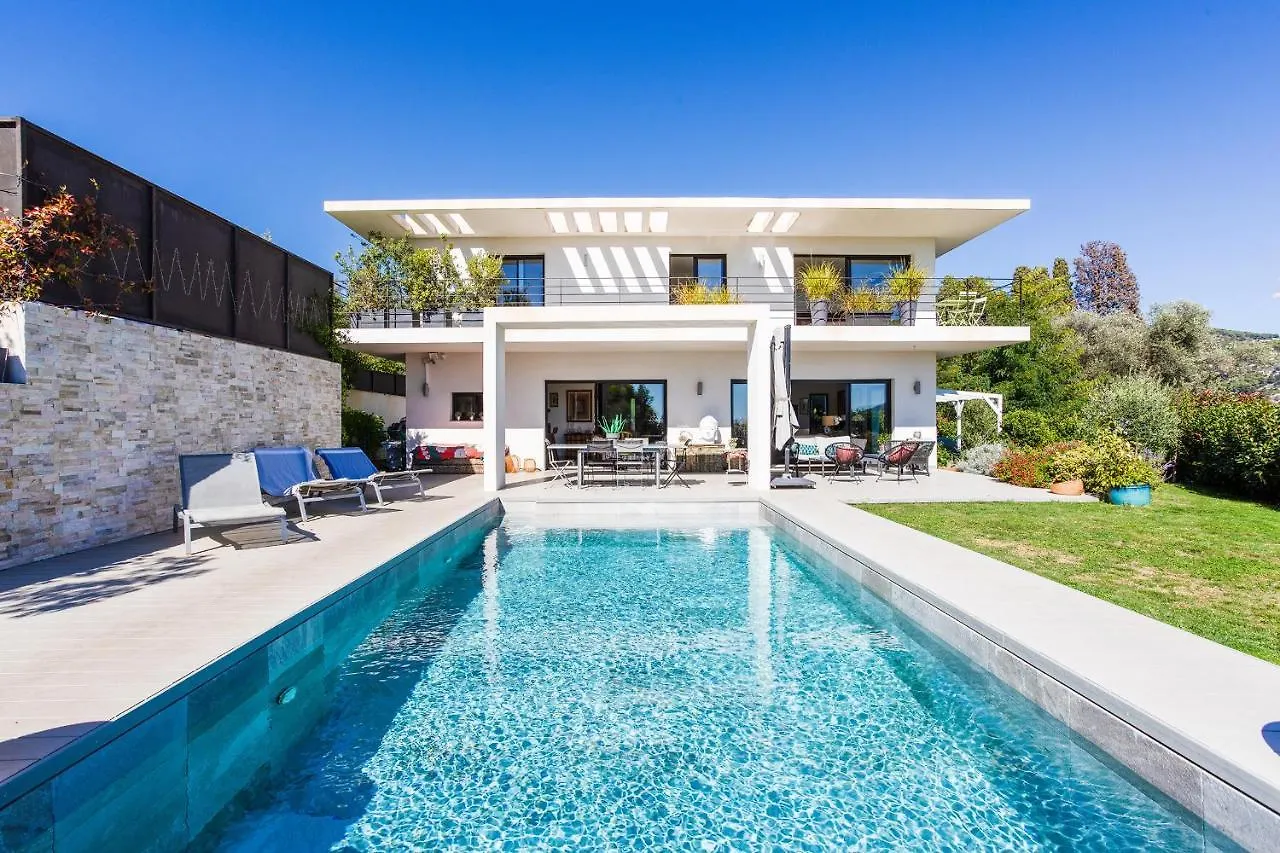 Villa Les Sources Vi4245 By Riviera Holiday Homes نيس