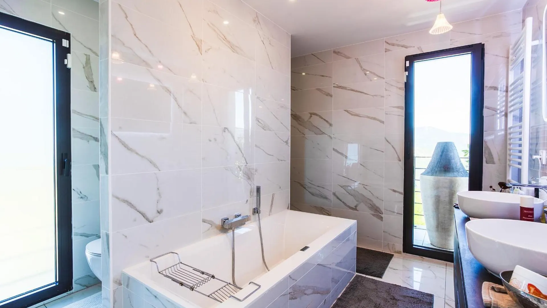 Villa Les Sources Vi4245 By Riviera Holiday Homes Nizza Franciaország